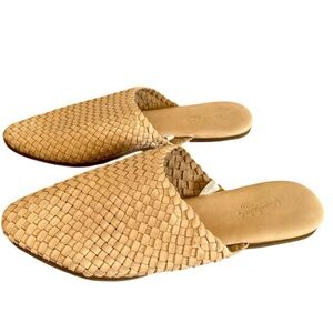Universal Thread Woven Tan Mules